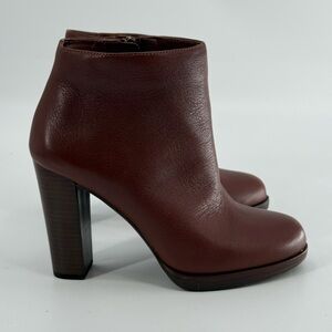 Gianni Bini Brown Ankle Boots